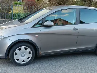 Occasion Seat Toledo Stylance 140 PK (102 kW) 2006 Grijs Hatchback