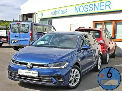Käytetty VW Polo Style 100 HP (73 kW) 2022 Sininen Viistoperä