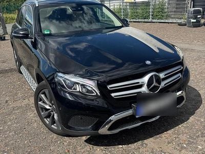 Mercedes GLC250