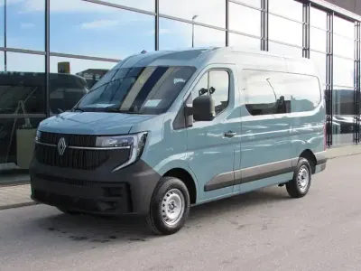 Nouă Renault Master 2026 Verde Monovolum