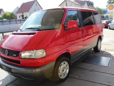 Gebraucht VW Multivan 102 PS (75 kW) 1997 Rot Van / Kleinbus
