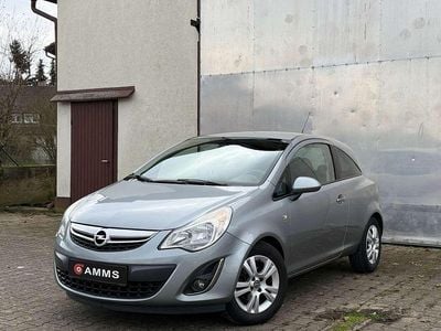Gebraucht Opel Corsa Satellite 87 PS (63 kW) 2011 Silbersee/perl silber (m2) Kleinwagen