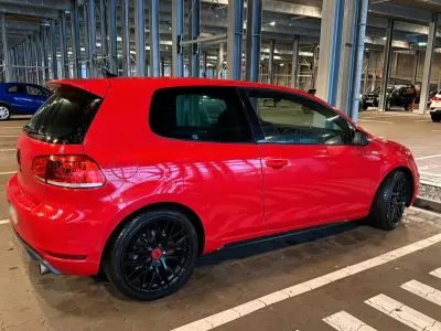 Gebraucht VW Golf VI GTI 211 PS (155 kW) 2010 Rot Kleinwagen