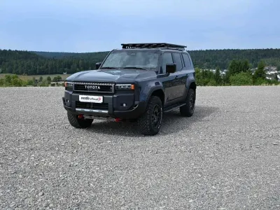 Neu Toyota Land Cruiser Lounge 205 PS (150 kW) 2026 Grau SUV