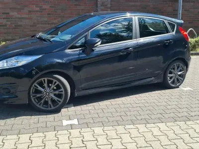 Gebraucht Ford Fiesta ST-Line 125 PS (91 kW) 2016 Schwarz Kleinwagen