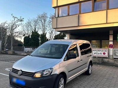 Second-hand VW Caddy Maxi 140 CP (102 kW) 2014 Argintiu Monovolum
