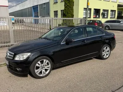 Gebraucht Mercedes C200 Edition 184 PS (135 kW) 2009 Schwarz Limousine