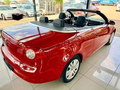 Usata VW Eos Sport 150 CV (110 kW) 2008 Rosso Cabrio