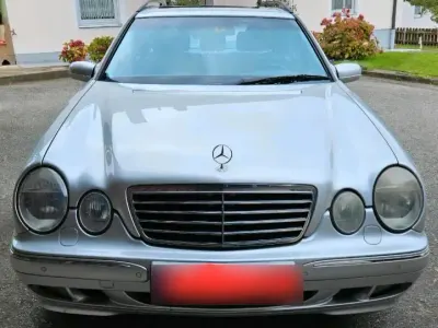 Gebraucht Mercedes E430 279 PS (205 kW) 2001 Silber Kombi