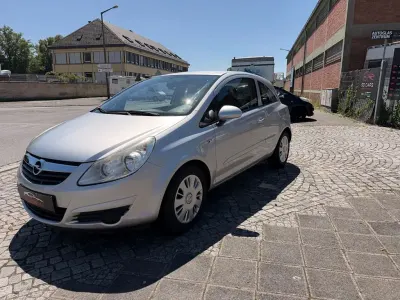Usado Opel Corsa Catch Me 60 HP (44 kW) 2007 Prateado Citadino