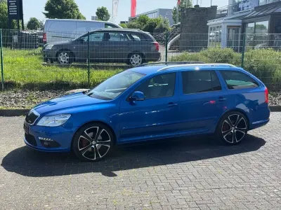 Gebraucht Skoda Octavia Sport 200 PS (147 kW) 2012 Blau Kombi