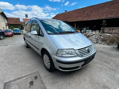 Gebraucht VW Sharan Trendline 131 PS (96 kW) 2006 Silber Van / Kleinbus
