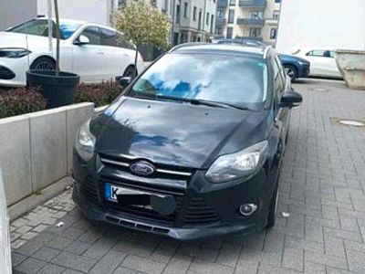 Gebraucht Ford Focus 150 PS (110 kW) 2013 Schwarz Kombi