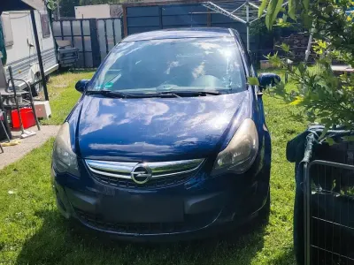 Gebraucht Opel Corsa 69 PS (50 kW) 2014 Blau Kleinwagen