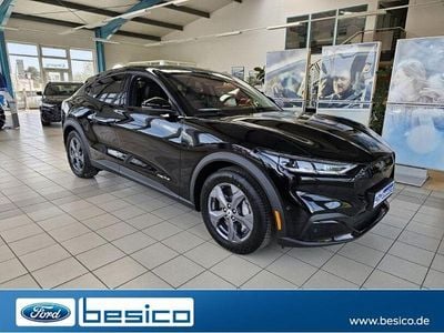 Absolut black metallic Gebraucht 2023 Ford Mustang Mach-E SUV | 31.990 € (Guter Preis)