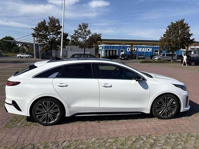 Kia ProCeed GT