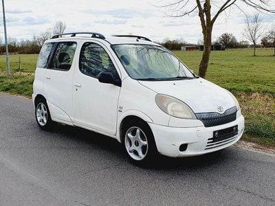 Toyota Yaris Verso