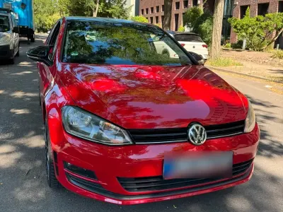 Gebraucht VW Golf VII 105 PS (77 kW) 2013 Rot Coupé