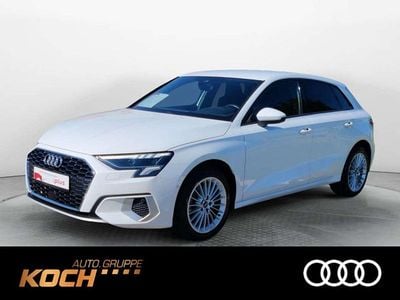 Weiß Gebraucht 2023 Audi A3 Advanced Limousine | 23.890 € (Fairer Preis)