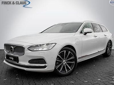 Weiß Gebraucht 2022 Volvo V90 Plus Kombi | 32.890 € (Guter Preis)