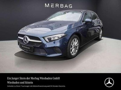 Gebraucht Mercedes A200 Business 163 PS (119 kW) 2022 Blau Limousine