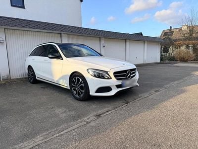 Gebraucht Mercedes C300 Edition 256 PS (188 kW) 2016 Weiß Kombi
