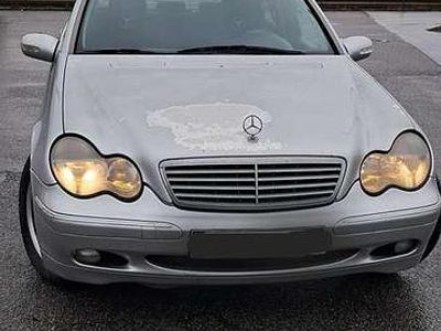 Gebraucht Mercedes C220 Elegance 143 PS (105 kW) 2001 Limousine