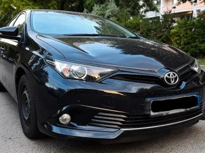 Gebraucht Toyota Auris 116 PS (85 kW) 2018 Schwarz Kleinwagen