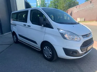 Gebraucht Ford Transit Custom 105 PS (77 kW) 2017 Weiß Van / Kleinbus