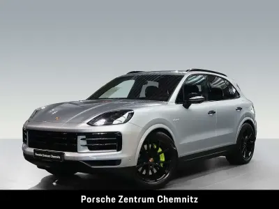 Gebraucht Porsche Cayenne S E-Hybrid 519 PS (381 kW) 2024 Silber SUV