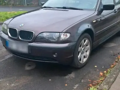 Gebraucht BMW 318 143 PS (105 kW) 2002 Violet Limousine