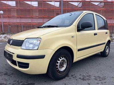 Gelb Gebraucht 2011 Fiat Panda Dynamic Limousine | 1.999 € (Fairer Preis)