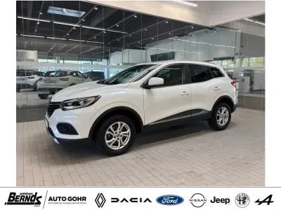 Używany Renault Kadjar LIMITED 140 KM (102 kW) 2019 Biały SUV