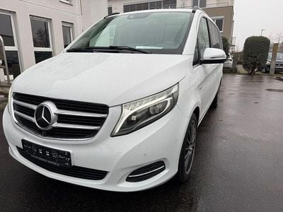 Gebraucht Mercedes V250 Edition 190 PS (139 kW) 2017 Weiß Van / Kleinbus