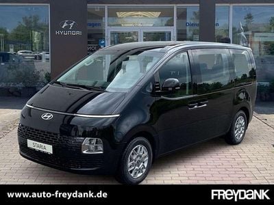 Neu Hyundai Staria 224 PS (164 kW) 2025 Abyss black Van / Kleinbus