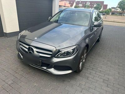 Mercedes 220