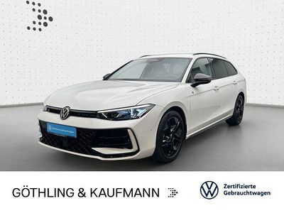 Weiß Gebraucht 2025 VW Passat R-line Limousine | 42.960 € (Etwas zu teuer)