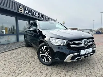 Używany Mercedes GLC400d 330 KM (242 kW) 2022 Czarny SUV