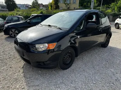 Gebraucht Mitsubishi Space Star 75 PS (55 kW) 2005 Schwarz Kleinwagen