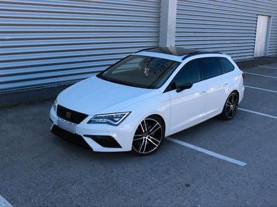 Usata Seat Leon ST 4Drive 300 CV (220 kW) 2020 Bianco Station wagon