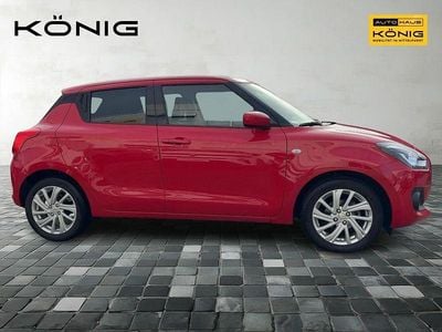 Begagnad Suzuki Swift Comfort 83 HK (61 kW) 2023 Röd Halvkombi
