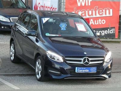 Gebraucht Mercedes B200 Urban 156 PS (114 kW) 2018 Blau Van / Kleinbus