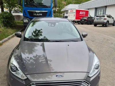 Gebraucht Ford Focus Titanium 150 PS (110 kW) 2015 Braun Limousine