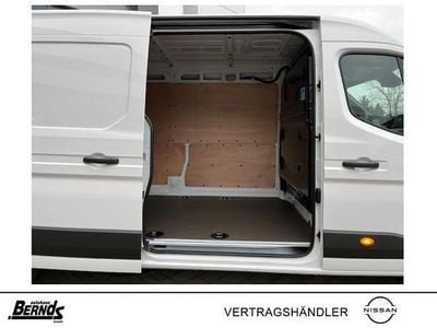 Weiß (mineral white) Neu 2025 Nissan Interstar Van | 28.985 € (Fairer Preis)