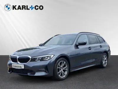 Gebraucht BMW 320 Sport Line 190 PS (139 kW) 2023 Grau Kombi