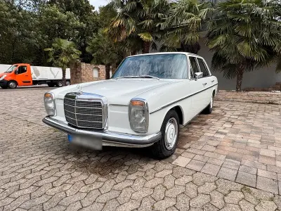 Gebraucht Mercedes W115 54 PS (39 kW) 1970 Weiß Limousine