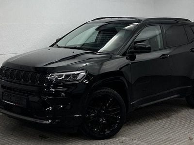 Gebraucht Jeep Compass Altitude 197 PS (144 kW) 2024 Solid black SUV