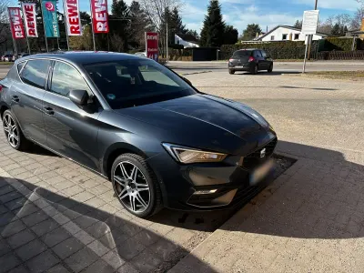 Gebraucht Seat Leon FR 204 PS (150 kW) 2021 Grau Limousine