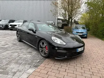 Usata Porsche Panamera 441 CV (324 kW) 2015 Nero Utilitaria