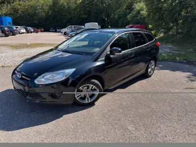 Gebraucht Ford Focus 150 PS (110 kW) 2014 Schwarz Limousine